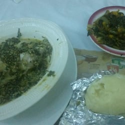 Mama Abuja Sweet Fingers - Pepper snail as appetizer, Egusi with fresh fish and pounded yam !