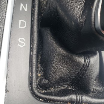 Hertz Rent A Car - Dirt in the shifter - Car Rental Near Me - Hicksville, New York Hertz Rent A Car - Dirt in the shifter - Car Rental Near Me - Hicksville, New York