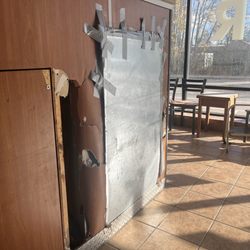 Fluff 'n Fold Laundromat & Dry Cleaning