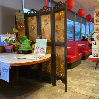 Golden Eagle Chinese Restaurant - Check-in area - Seafood Near Me - Honolulu, Hawaii Golden Eagle Chinese Restaurant - Check-in area - Seafood Near Me - Honolulu, Hawaii