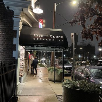 Five O'Clock Steakhouse - Outside - Steakhouses Near Me - Milwaukee, Wisconsin