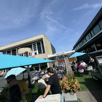 Naked Cafe - Patio - Breakfast & Brunch Near Me - Solana Beach, California Naked Cafe - Patio - Breakfast & Brunch Near Me - Solana Beach, California
