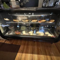 Heather’s Savory Pot Pies - Dessert window