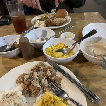 Belle's Chicken Dinner House - Chicken fried steak and sides. (that's just a piece of my chicken fried steak) - Chicken Wings Near Me - Abilene, Texas