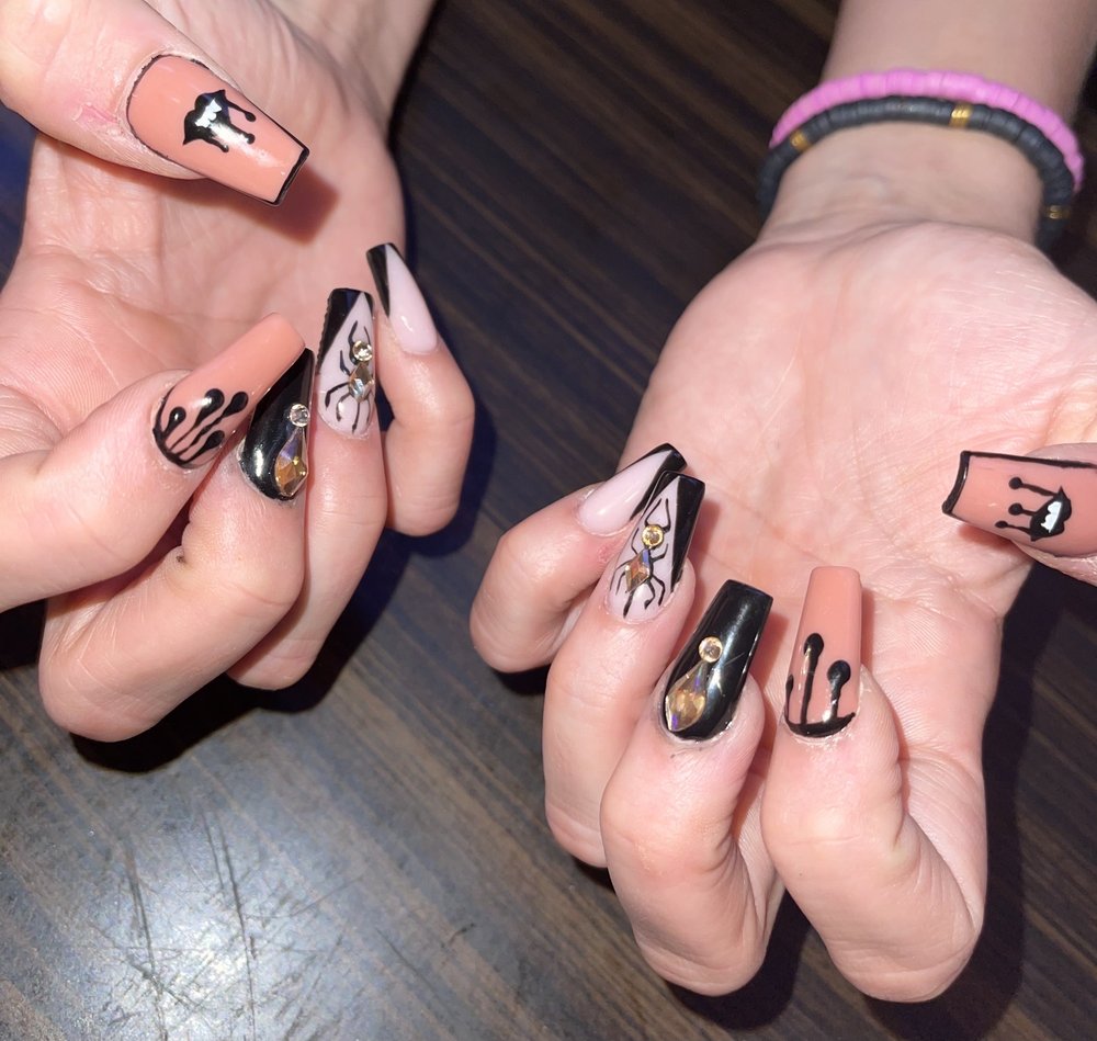 NAILSHOW Updated August 2024 220 Photos & 40 Reviews 11904 W 119th St, Overland Park