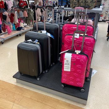 Marshalls - Luggage and travel goodies - Department Stores Near Me - Roanoke, Virginia