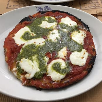 La Pia Centenaria - Pesto e stracchino - Pizza Near Me - La Spezia, SP La Pia Centenaria - Pesto e stracchino - Pizza Near Me - La Spezia, SP