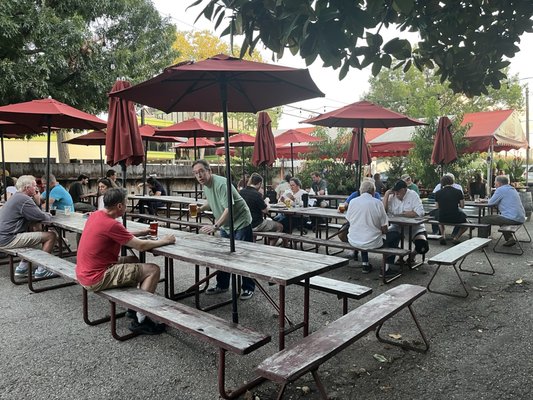 Draught House Pub & Brewery by null