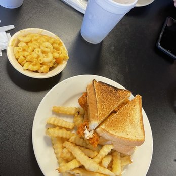 Jackie's Dream - Buffalo chicken sandwich, fries, and Mac n cheese - Soul Food Near Me - Knoxville, Tennessee