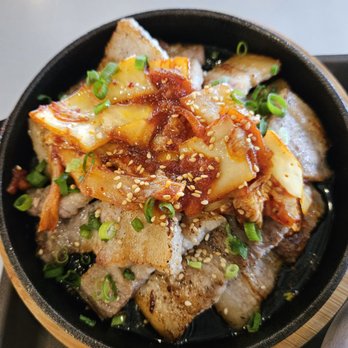 Gama - Grilled pork belly and onions (street style samgyeopsal) - Korean Near Me - Honolulu, Hawaii Gama - Grilled pork belly and onions (street style samgyeopsal) - Korean Near Me - Honolulu, Hawaii