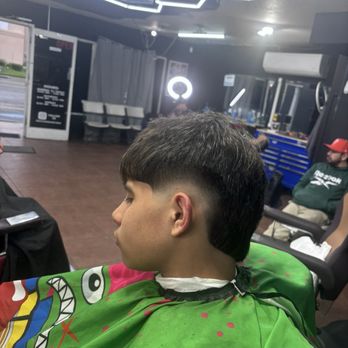 Xtra Barbershop - Barbers Near Me - Visalia, California Xtra Barbershop - Barbers Near Me - Visalia, California