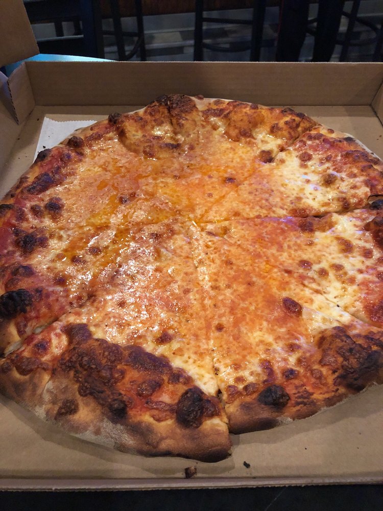 FRANCO’S PIZZERIA AND PUB - 13 Photos & 80 Reviews - 714-718 Moody St ...