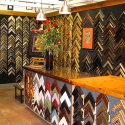 Art Resources Custom Picture Framing - Designing Room