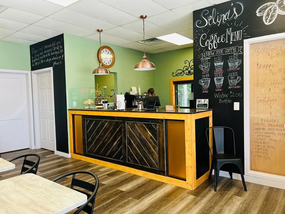 Selinas FriendSip Cafe Image