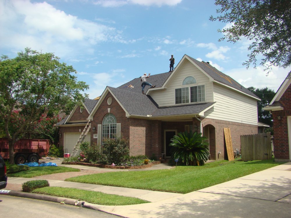 Slide of Stades Roofing