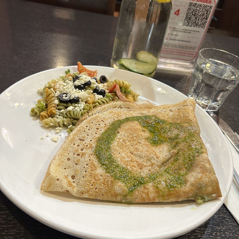 Frodo Joe's Petit Cafe - Crab, shrimp, cheese and pesto crepe - Creperies Near Me - Fremont, California