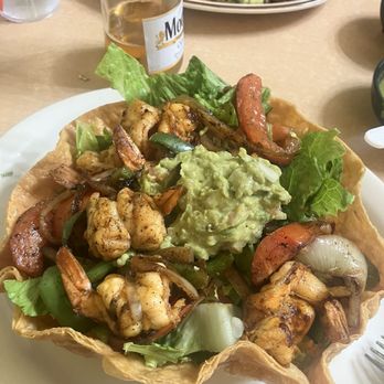 El Metate - Still the best salad in the universe: super tostada with shrimp - Mexican Near Me - Pasadena, California