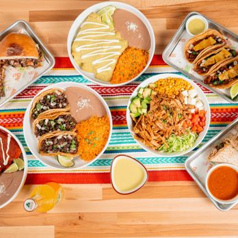 Taco Pros - Edgewater - Best Mexican Tacos in Chicago - New Mexican Cuisine Near Me - Chicago, Illinois