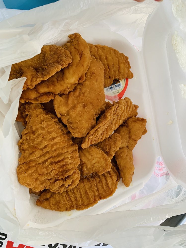 PIZZA AMORE 42 Photos & 28 Reviews Pizza 2792 Pawtucket Ave, East