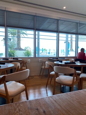 BRGR Kitchen & Bar - Treasure Island Beach Resort by null
