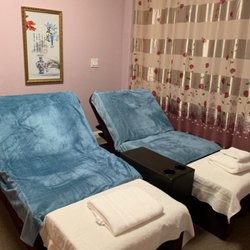 Waterfront spa & massage - Foot massage room