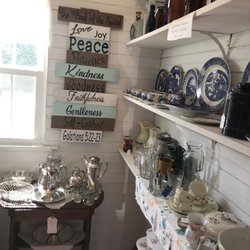 Peace of the Past - Glass and dishware