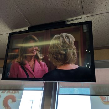 Carl's Jr - Catching up on Days of Our Lives with a Western Bacon Cheeseburger - Burgers Near Me - Rocklin, California