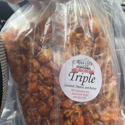 Miss D's New Orleans Style Pralines & Popcorn - Delicious