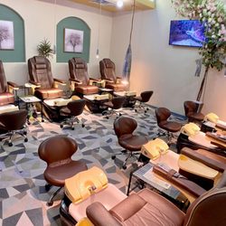 Mary VII Nail Salon - Updated massaging pedicure chairs to relax and enjoy, especially after a long work day! Great relaxing vibe.