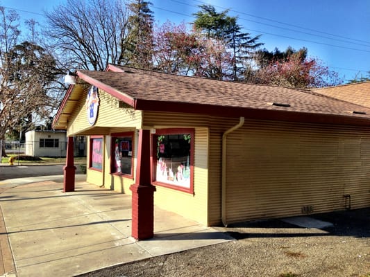 The Victory Grill by null