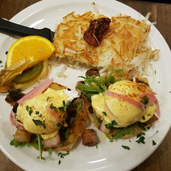Jam Cafe on Beatty - Eggs benedict daily special - Breakfast & Brunch Near Me - Vancouver, British Columbia