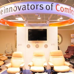 Lexington Furniture & Oriental Rugs Gallery - Relax in a Stressless chair from Lexington Furniture. 
