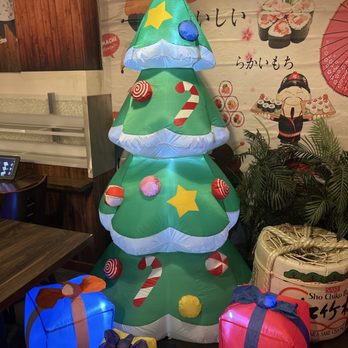 Rocket Sushi - Xmas tree - Sushi Bars Near Me - San Francisco, California
