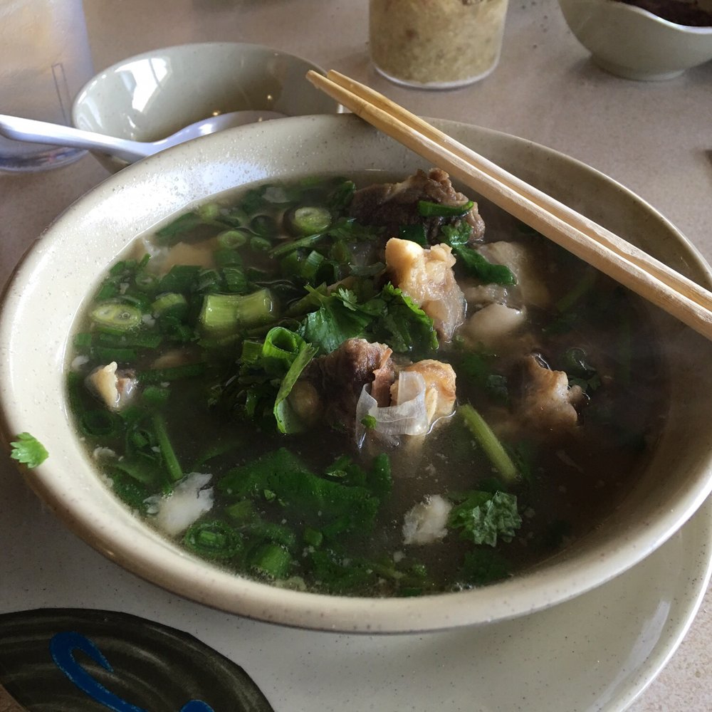 Kam Bowl - Oxtail Soup - Diners Near Me - Honolulu, Hawaii