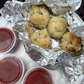 Sizzle Pie - Garlic Knots - Pizza Near Me - Portland, Oregon Sizzle Pie - Garlic Knots - Pizza Near Me - Portland, Oregon