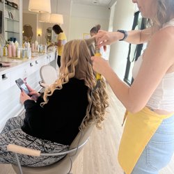 Drybar - Virginia Beach - Cosmo hair style