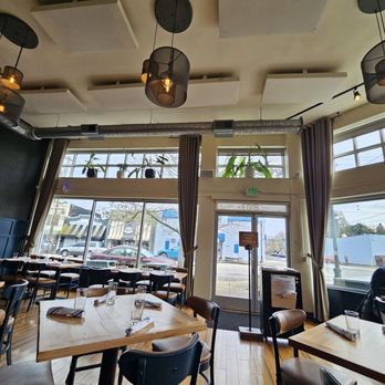 Northport - Cocktail Bars Near Me - Portland, Oregon