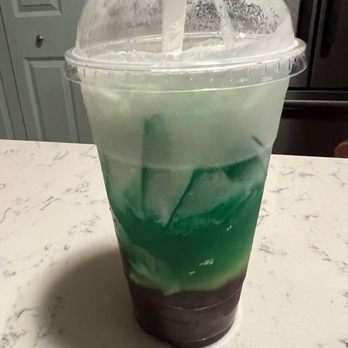 Pho 3 Mien - D25. Che Ba Mau - Vietnamese Near Me - Lemoyne, Pennsylvania