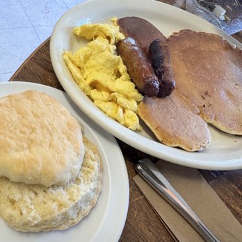 The Sixth Street Diner - Mickey pancakes... perfect for the youngins - Diners Near Me - Los Banos, California The Sixth Street Diner - Mickey pancakes... perfect for the youngins - Diners Near Me - Los Banos, California