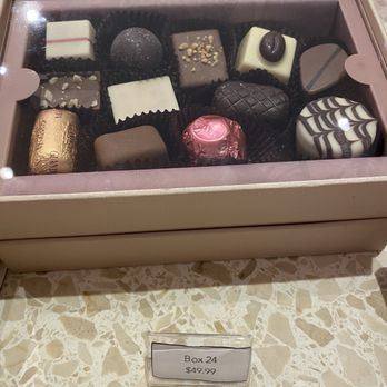 La Louvière Chocolate - Chocolatiers & Shops Near Me - Miami, Florida La Louvière Chocolate - Chocolatiers & Shops Near Me - Miami, Florida
