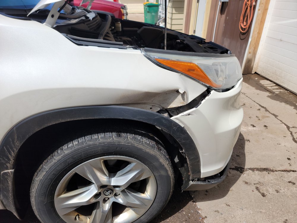 SOUTH RANGE AUTO BODY AND REPAIR Updated September 2024 7613 E