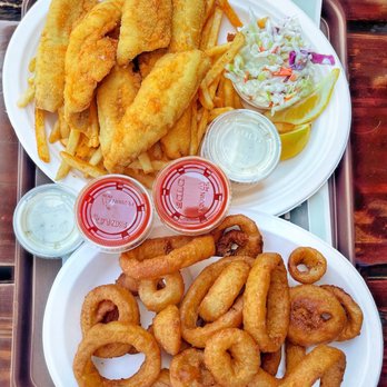 The Boardwalk - Fried perch and onion rings | Instagram: slimthiccarbs - Seafood Near Me - Put In Bay, Ohio