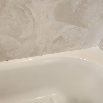 Phoenix V - mildewed bathtub - Hotels Near Me - Orange Beach, Alabama Phoenix V - mildewed bathtub - Hotels Near Me - Orange Beach, Alabama