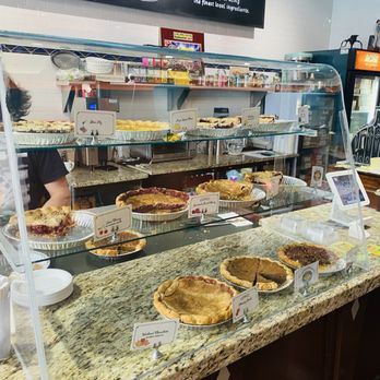 Acme Pie - Desserts Near Me - Arlington, Virginia