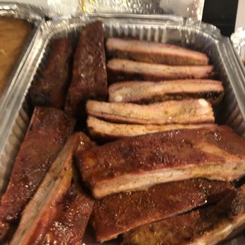 Big Pig Barbecue & Catering - St Louise Ribs - Caterers Near Me - Peabody, Massachusetts Big Pig Barbecue & Catering - St Louise Ribs - Caterers Near Me - Peabody, Massachusetts