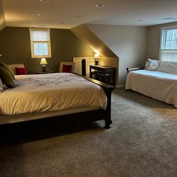 The Ampersand Inn - The Wallerstein Room