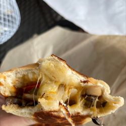 Vinnie's Chicago Sandwich Shop - Veggie sandwich