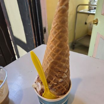 Solvang Trolley Ice Cream Parlor - They gave a cup and spoon with the cone - Desserts Near Me - Solvang, California