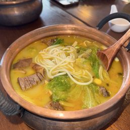 Hot & Sour Copper Pot Rice Noodle (金汤铜锅米线)