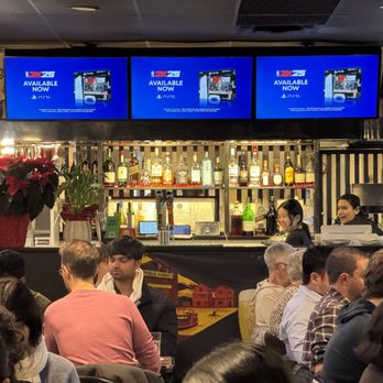 Mount Everest Kitchen & Grill - Bar counter~ - Indian Near Me - Vancouver, British Columbia Mount Everest Kitchen & Grill - Bar counter~ - Indian Near Me - Vancouver, British Columbia
